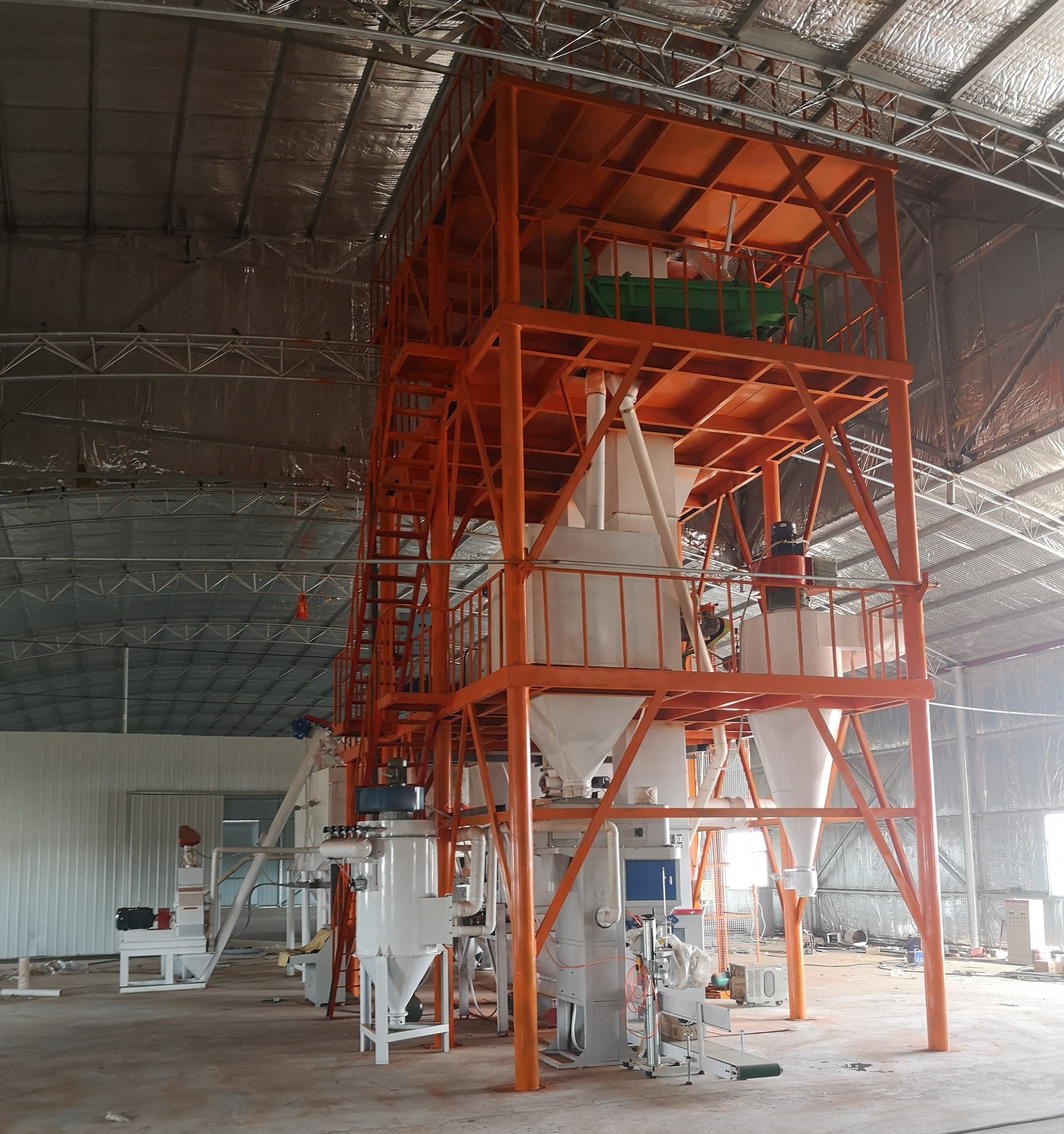 大型顆粒飼料生產(chǎn)線(xiàn)